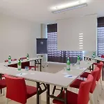 Savhotel Mantegna 4* بادوفا