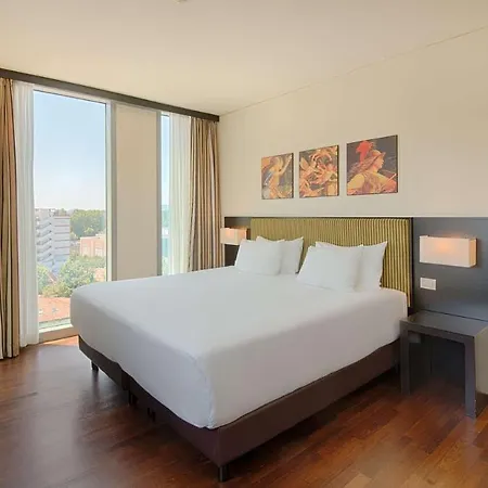 酒店 Savhotel Mantegna 4*