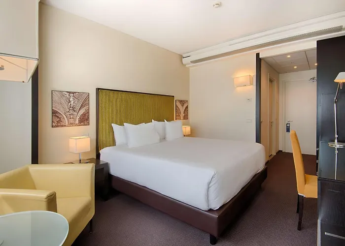 Hotel Savhotel Mantegna Padova