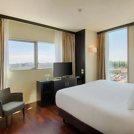 Savhotel Mantegna 4*