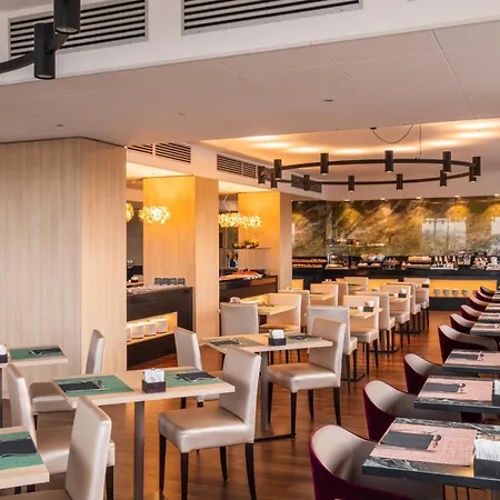 Hotel Savhotel Mantegna Padova