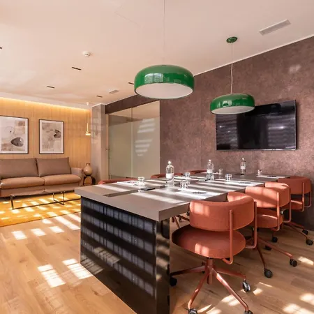 Savhotel Mantegna Hotel