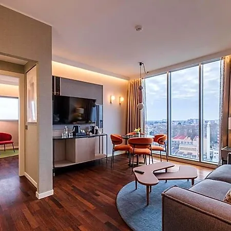 Savhotel Mantegna 4*