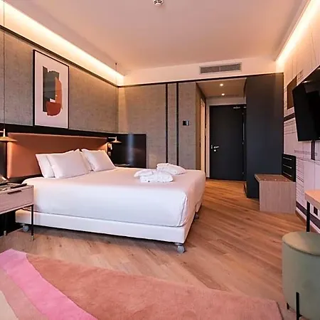 Savhotel Mantegna Hotel