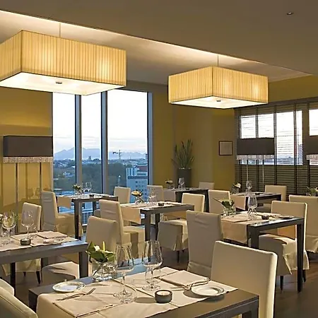 Szálloda Savhotel Mantegna 4*