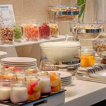 Hotel Savhotel Mantegna 4*
