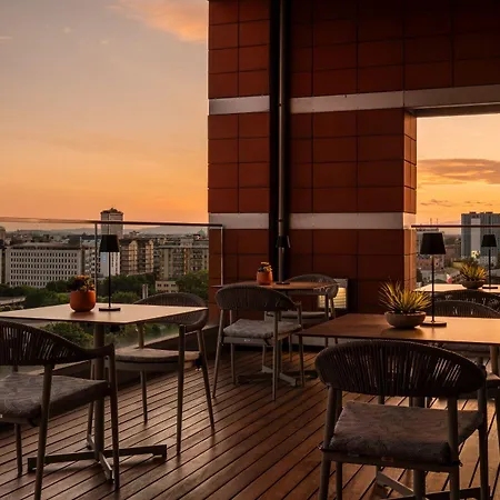Savhotel Mantegna Hotel 4*
