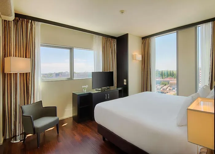 Savhotel Mantegna 4*