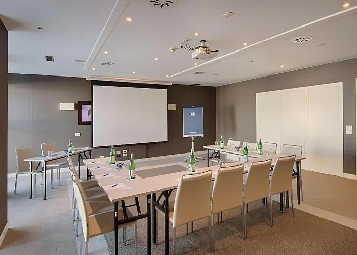 Savhotel Mantegna 4*