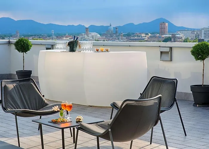 Savhotel Mantegna Hotel