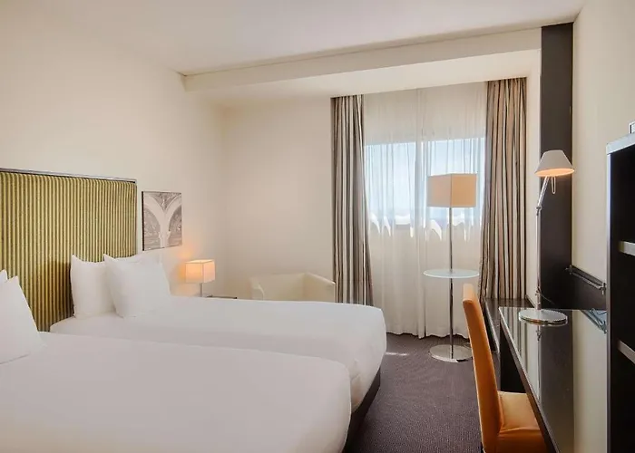 Hotel Savhotel Mantegna Padua